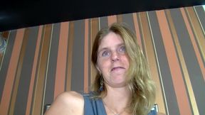 With her pussy stretched out by the sex toy she feels satisfied - 4