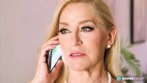 Robin orders sausage. It&#039;s delivered in her ass.