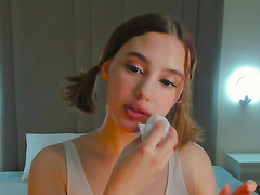 Little beauty blowjob and wants you to cum in her mouth