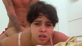 Cute short-hair Latina Quickie with facial