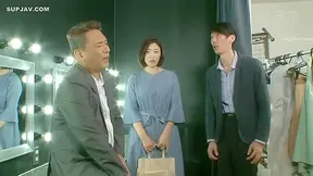 Crazy Japanese Wife Gets Fucked Hard By Boss In Front Of Her Husband