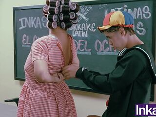 Kikin and Doña Rosinda commit the darkest sin at the Chibolo 18 school.