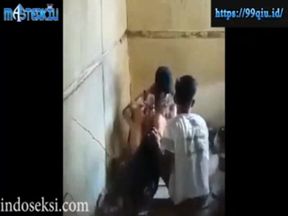 Ngentod di rumah kosong (Bokep Indo Terbaru)